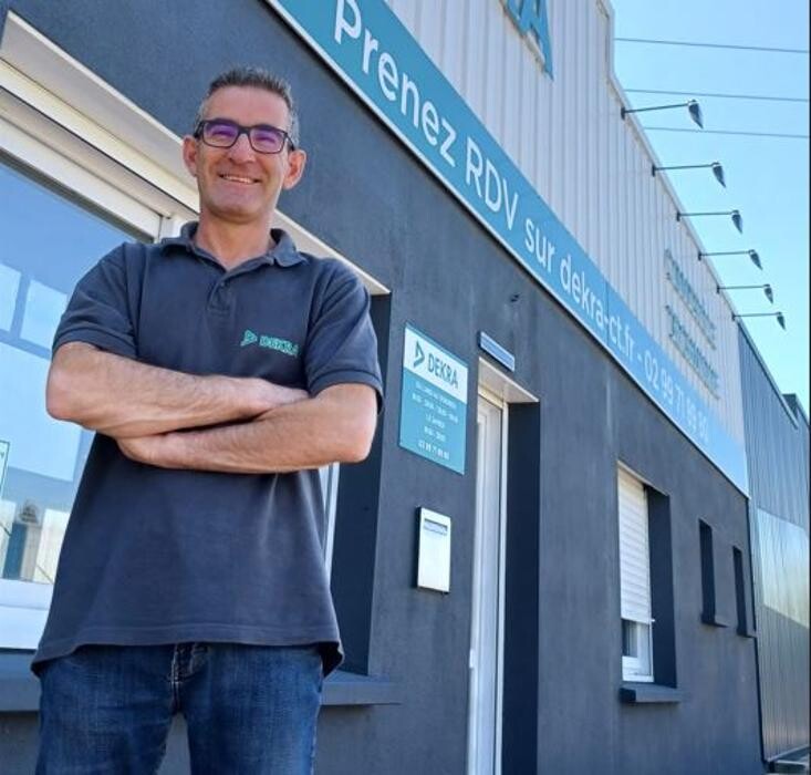 Images Centre contrôle technique DEKRA