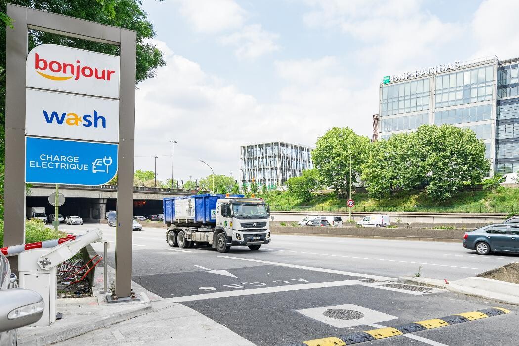 Images TotalEnergies - RELAIS DU PERIPH. INTERIEUR