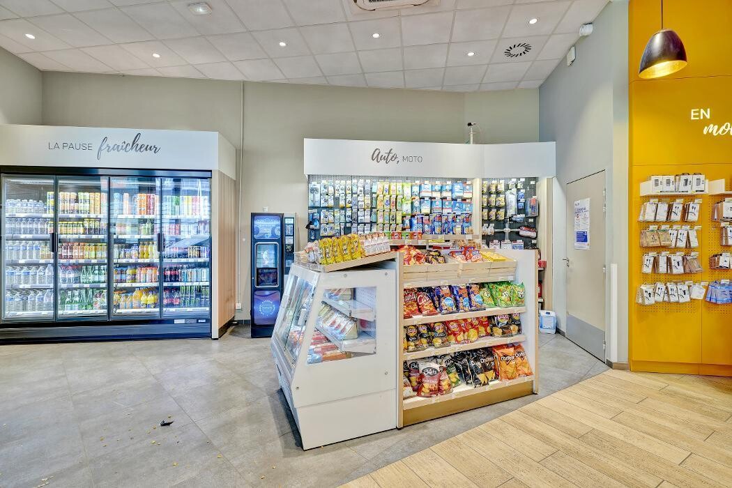 Images TotalEnergies - RELAIS DU PERIPH. INTERIEUR