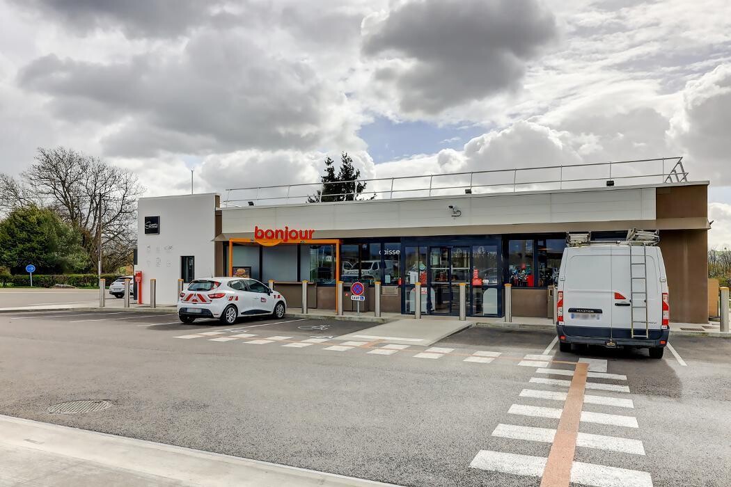 Images TotalEnergies Access - REL.ROND POINT J. ROSE