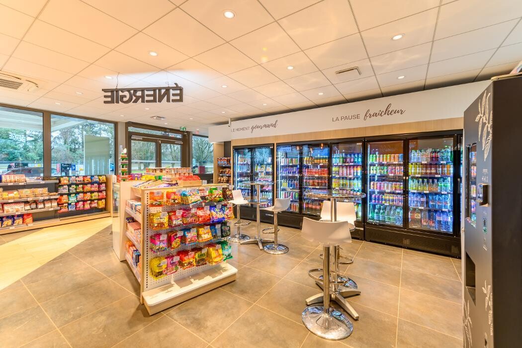 Images TotalEnergies - RELAIS OZOIR LA FERRIERE