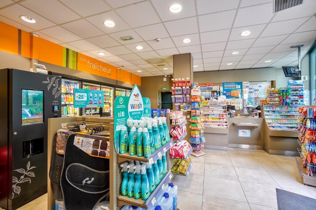 Images TotalEnergies Access - RELAIS ISSY LES MOULINEAUX VOISIN
