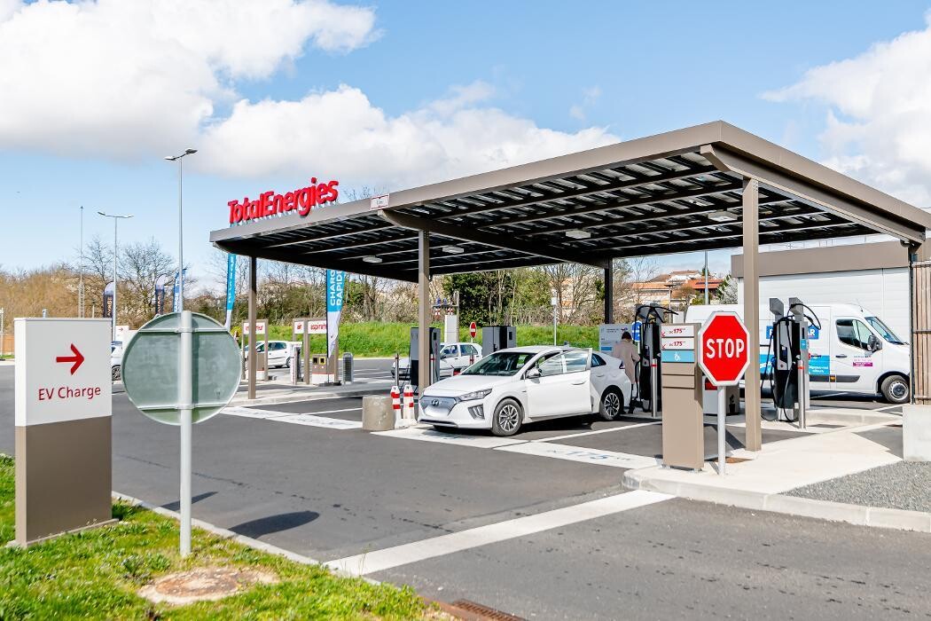 Images TotalEnergies - REL.FONTBELLEAU