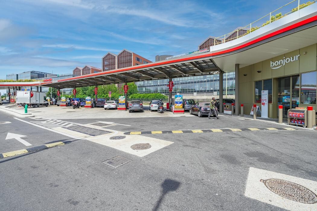 Images TotalEnergies - RELAIS DU PERIPH. EXTERIEUR