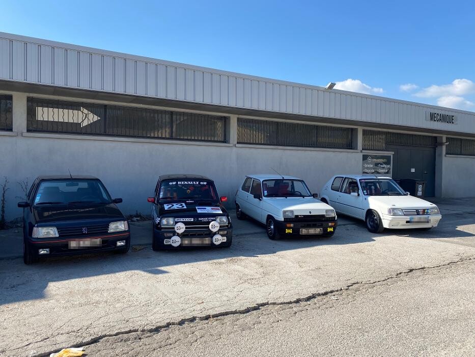 Images Centre contrôle technique DEKRA