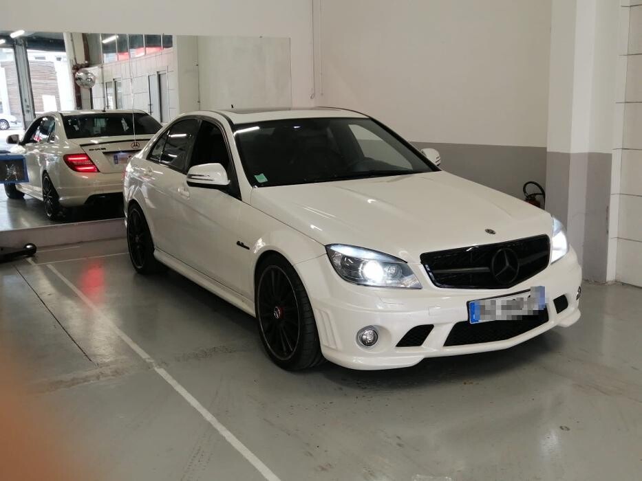 Images Centre contrôle technique DEKRA