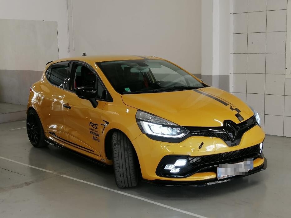 Images Centre contrôle technique DEKRA