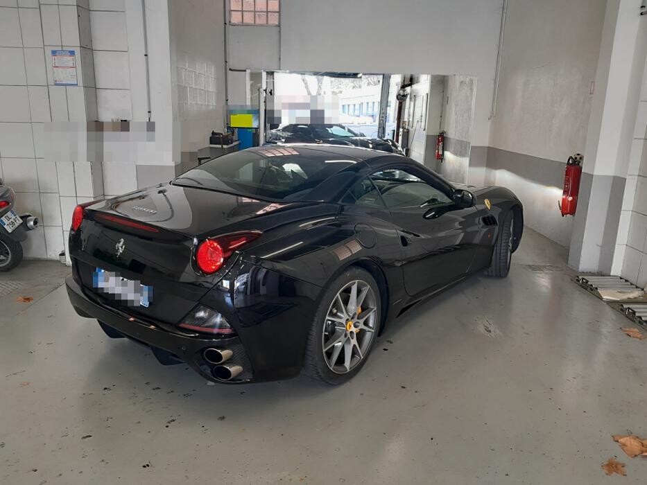 Images Centre contrôle technique DEKRA