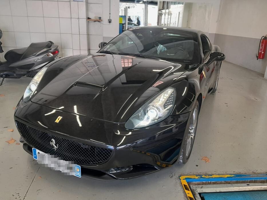 Images Centre contrôle technique DEKRA