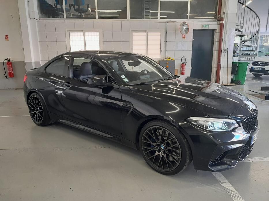 Images Centre contrôle technique DEKRA