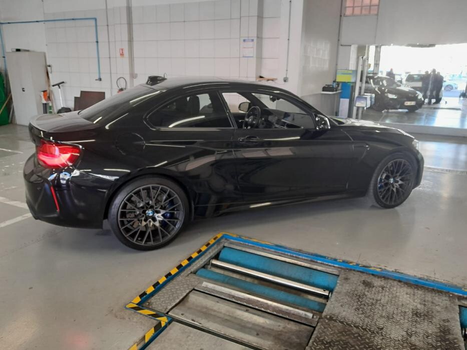 Images Centre contrôle technique DEKRA