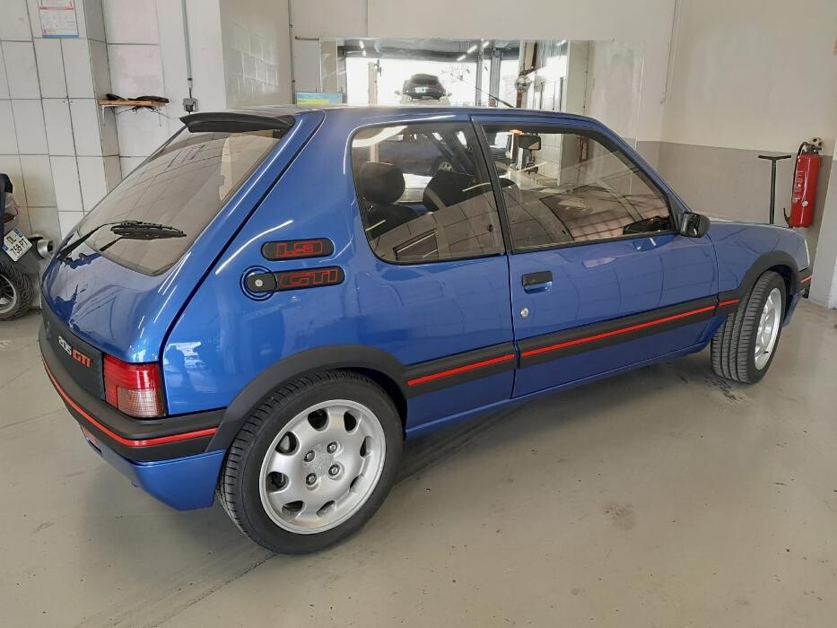 Images Centre contrôle technique DEKRA