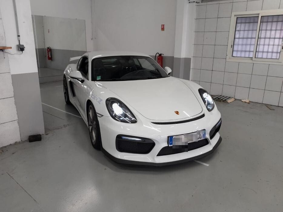 Images Centre contrôle technique DEKRA