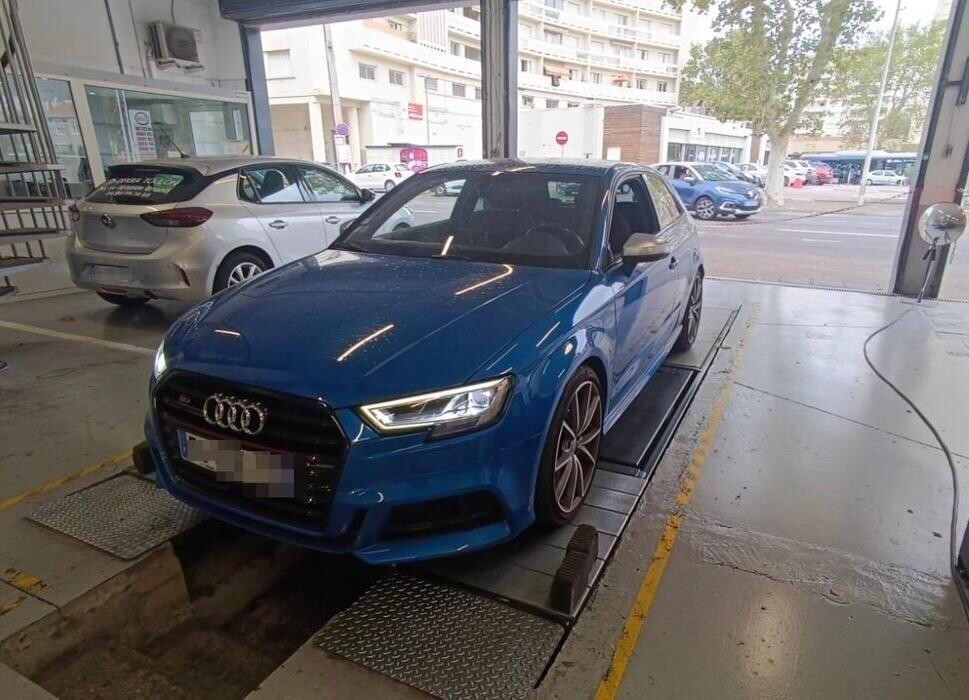 Images Centre contrôle technique DEKRA