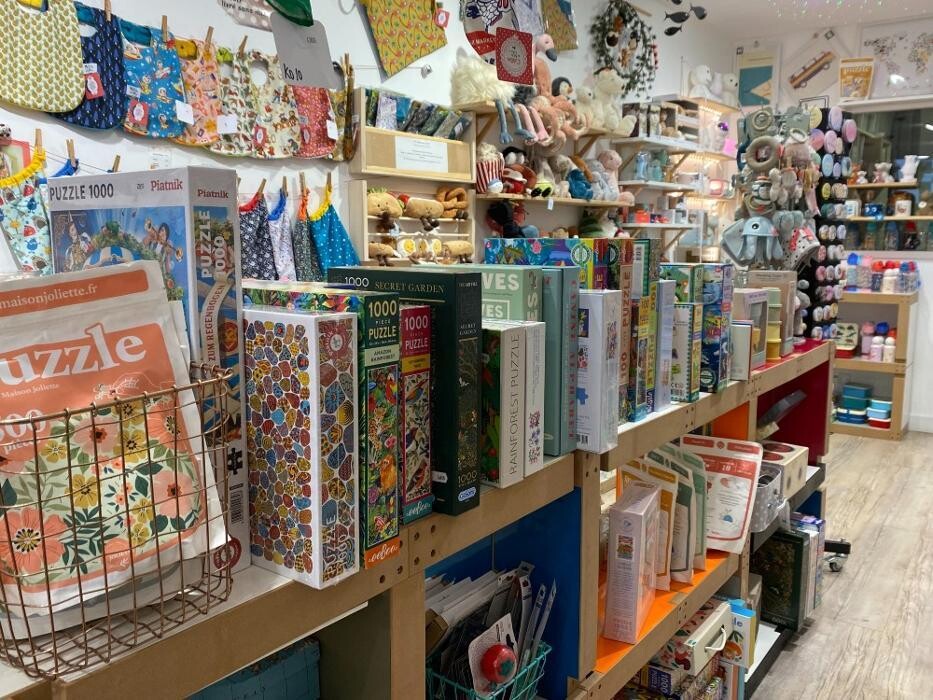 Images PETITS PINPINS