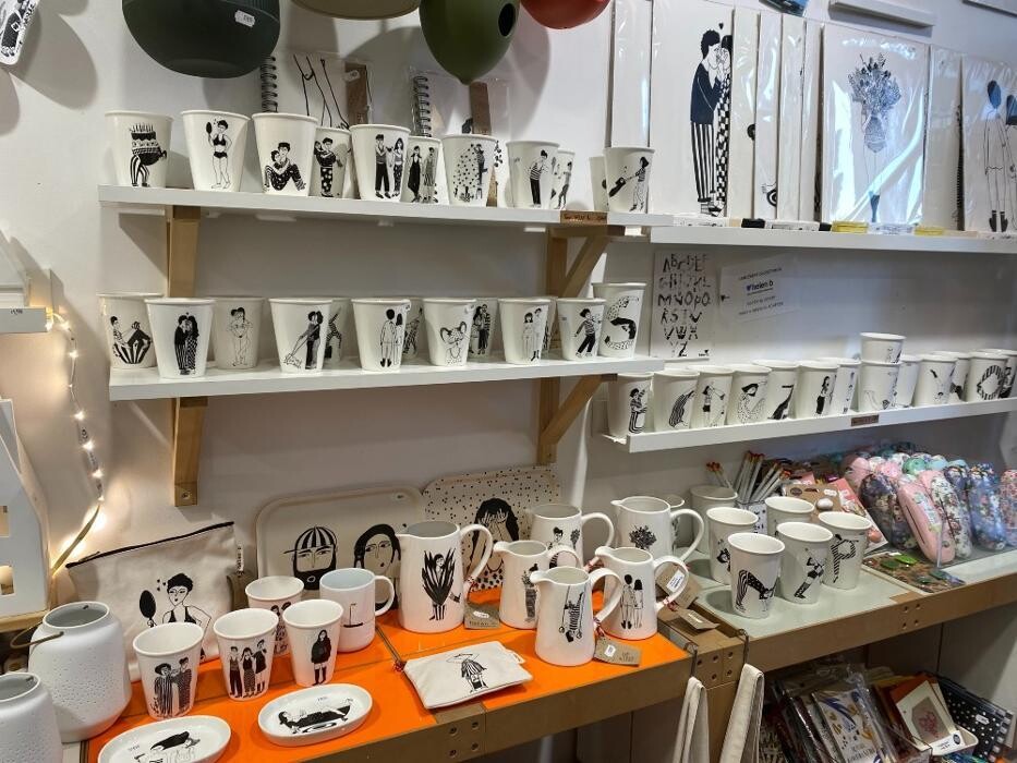 Images PETITS PINPINS