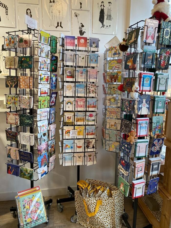 Images PETITS PINPINS