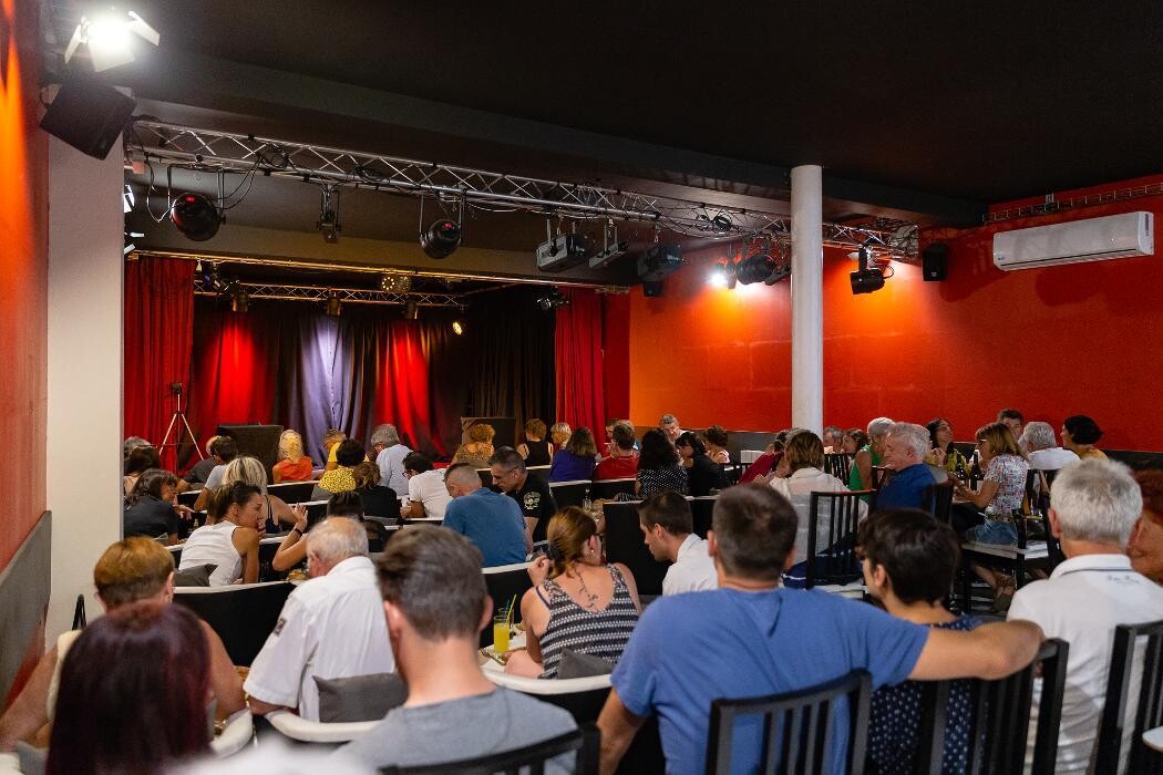 Images Défonce de rire - Café-Théâtre