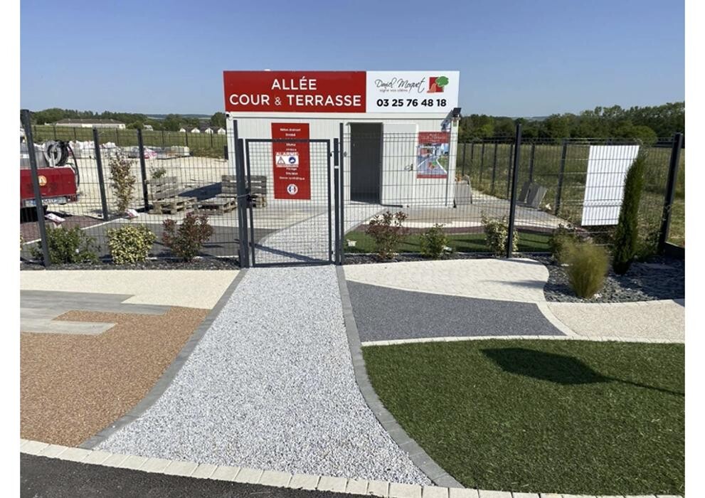 Images Daniel Moquet signe vos allées - Ent. Pichot