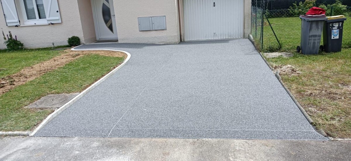 Images Daniel Moquet signe vos allées - Ent. Pichot