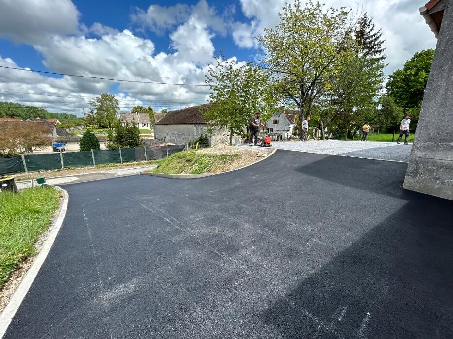 Images Daniel Moquet signe vos allées - Ent. Pichot