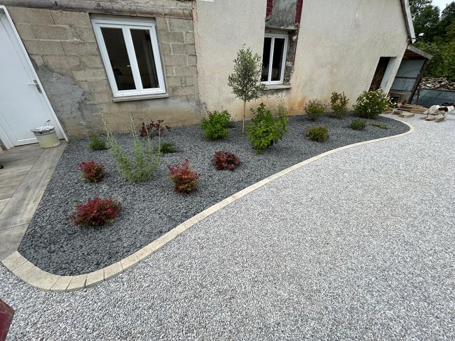 Images Daniel Moquet signe vos allées - Ent. Pichot