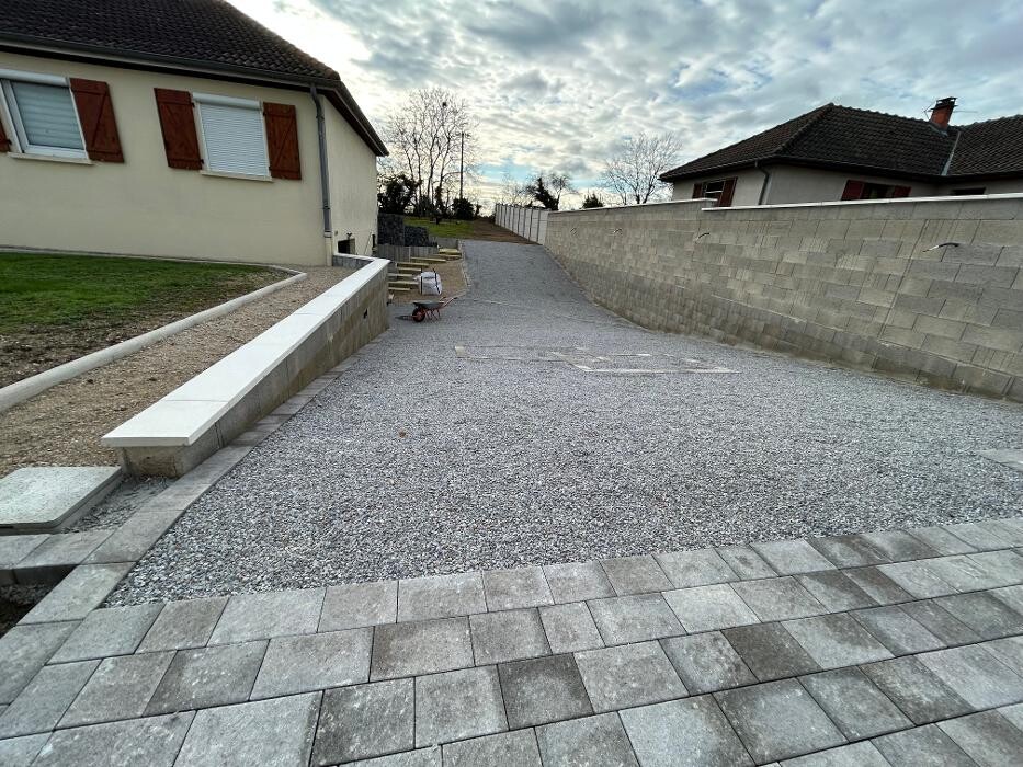 Images Daniel Moquet signe vos allées - Ent. Pichot