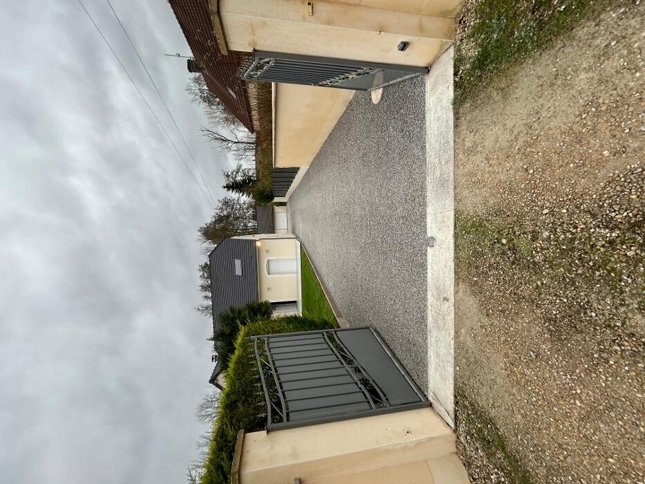 Images Daniel Moquet signe vos allées - Ent. Pichot