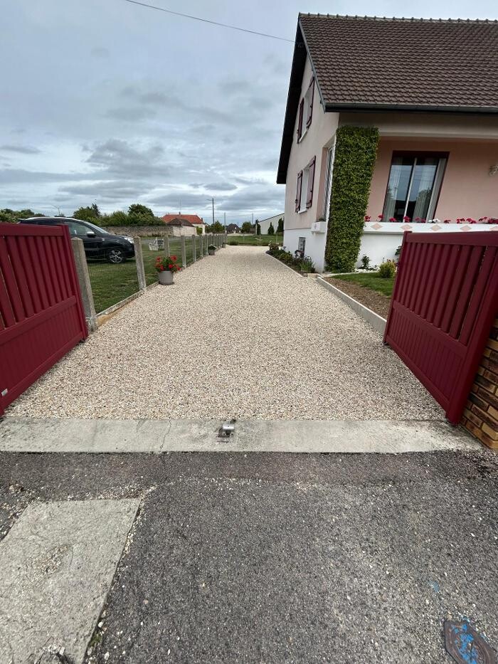 Images Daniel Moquet signe vos allées - Ent. Pichot