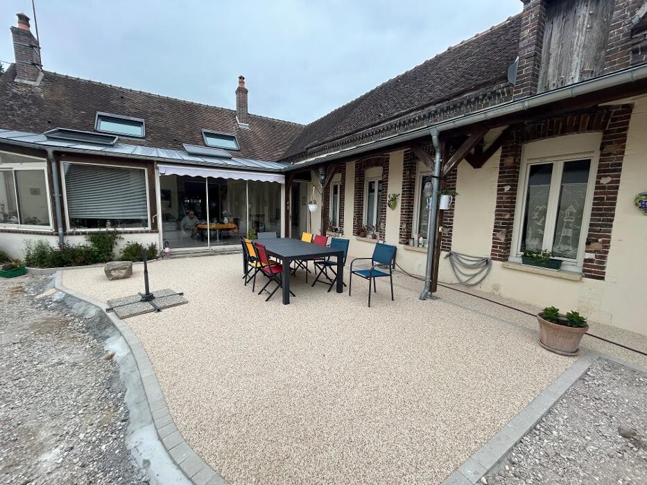 Images Daniel Moquet signe vos allées - Ent. Pichot