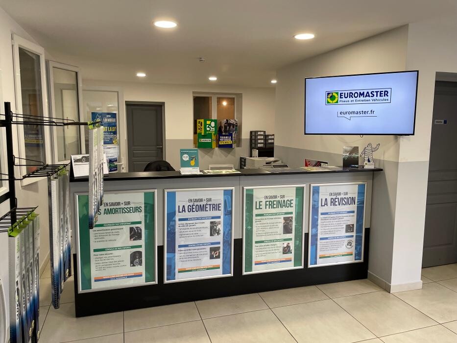 Images Euromaster Easy Pneu et Meca - Morangis