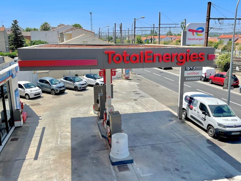 Images TotalEnergies Garage Carnot Minute