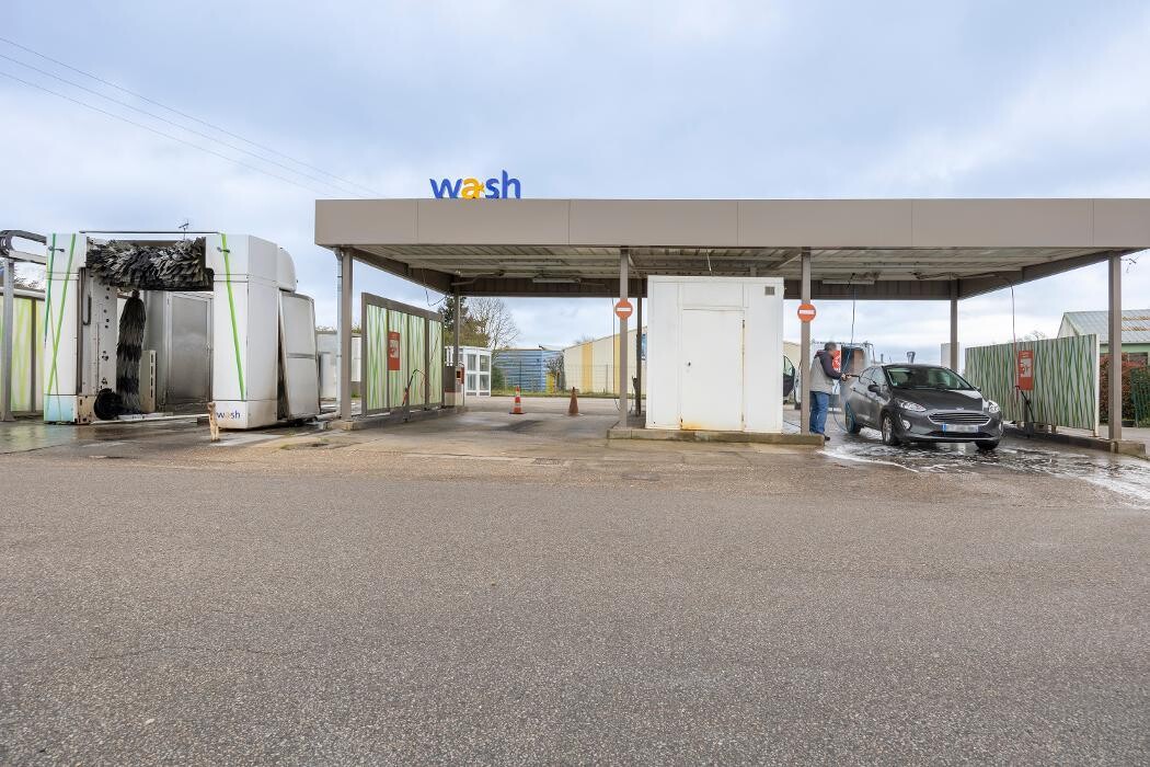 Images TotalEnergies - SARL R&H CARBURANT