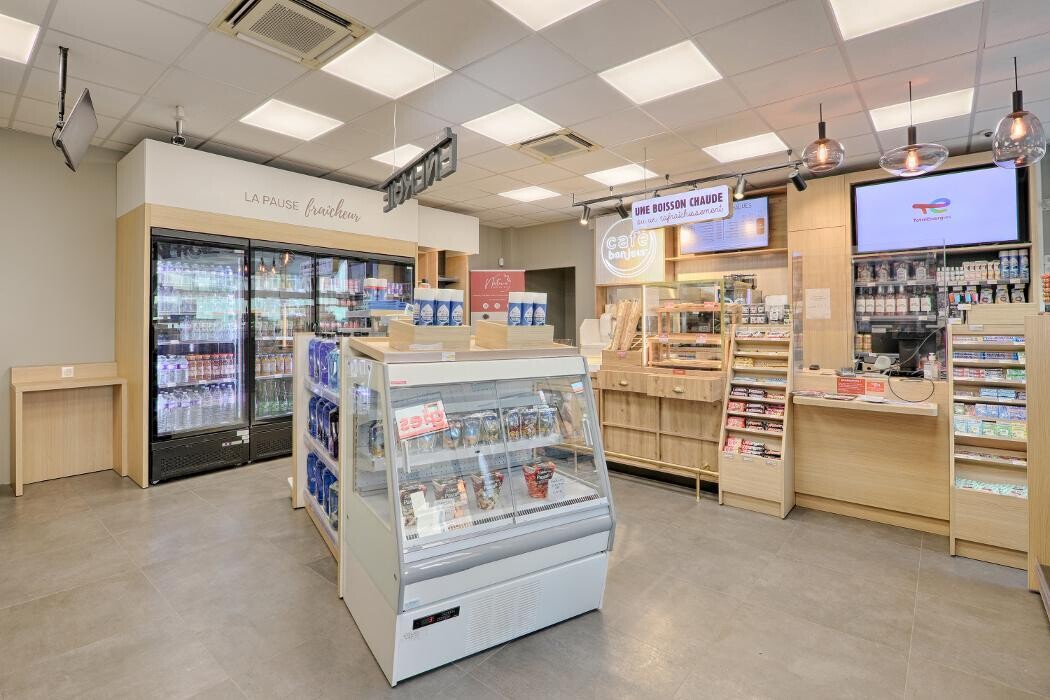 Images TotalEnergies Access - RELAIS DE VILLEJUIF