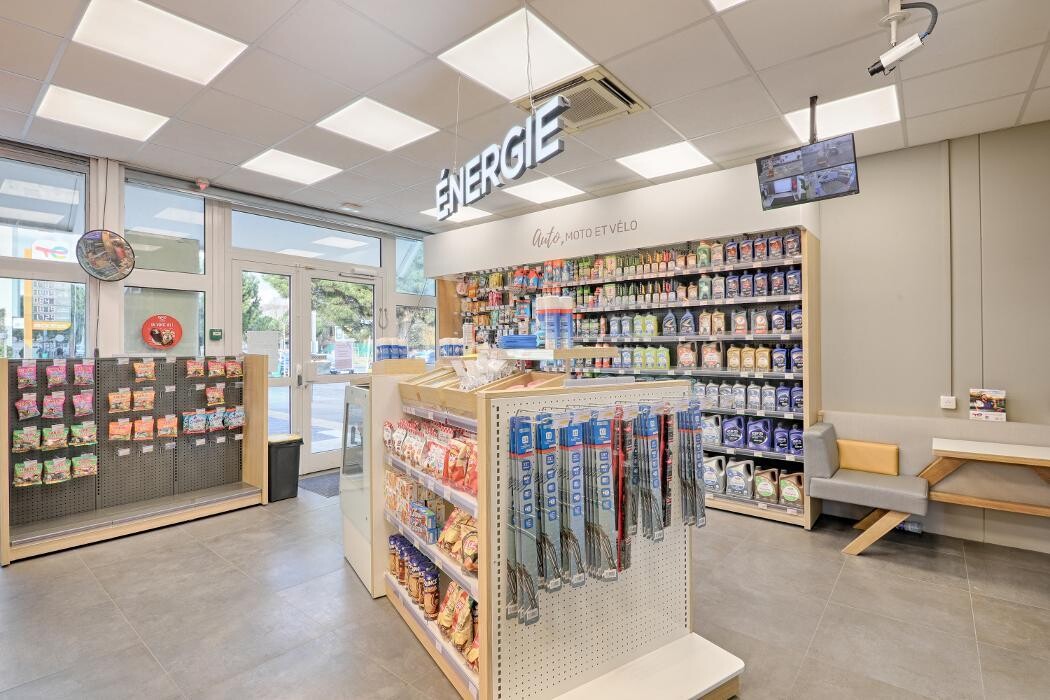 Images TotalEnergies Access - RELAIS DE VILLEJUIF