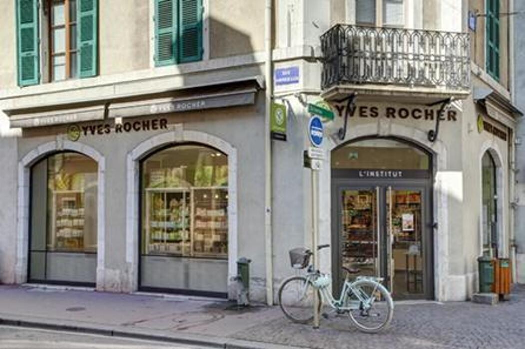 Images Yves Rocher