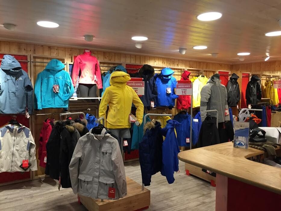 Images Concept - Location ski snowboard