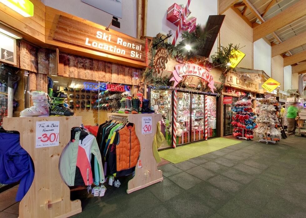 Images Concept - Location ski snowboard