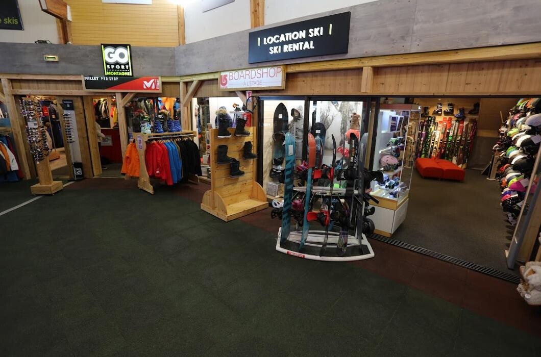 Images Concept - Location ski snowboard