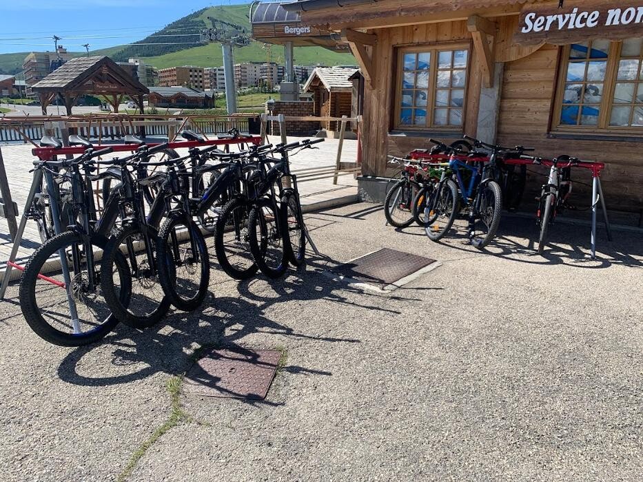 Images Concept - Location ski snowboard