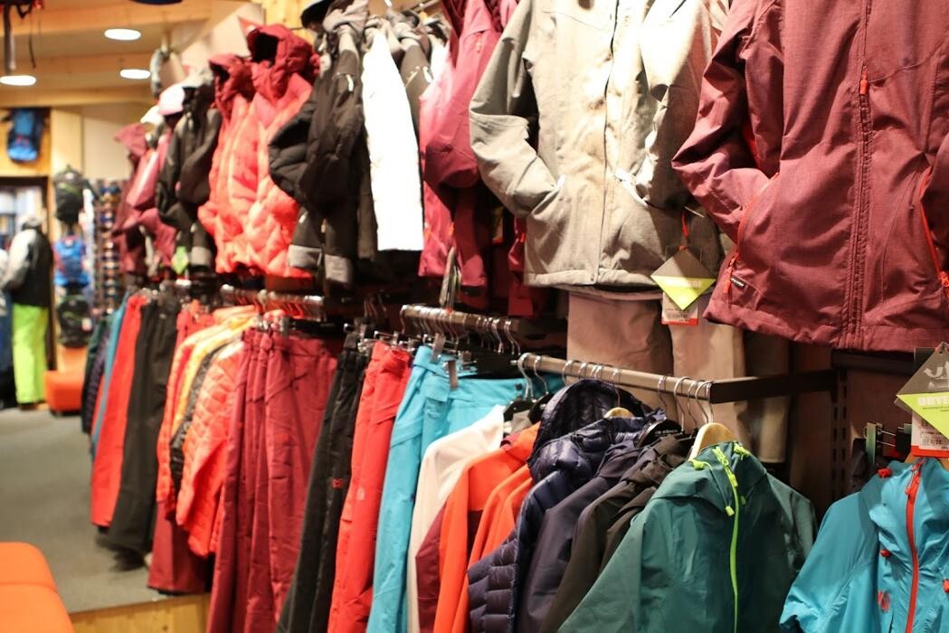 Images Concept - Location ski snowboard