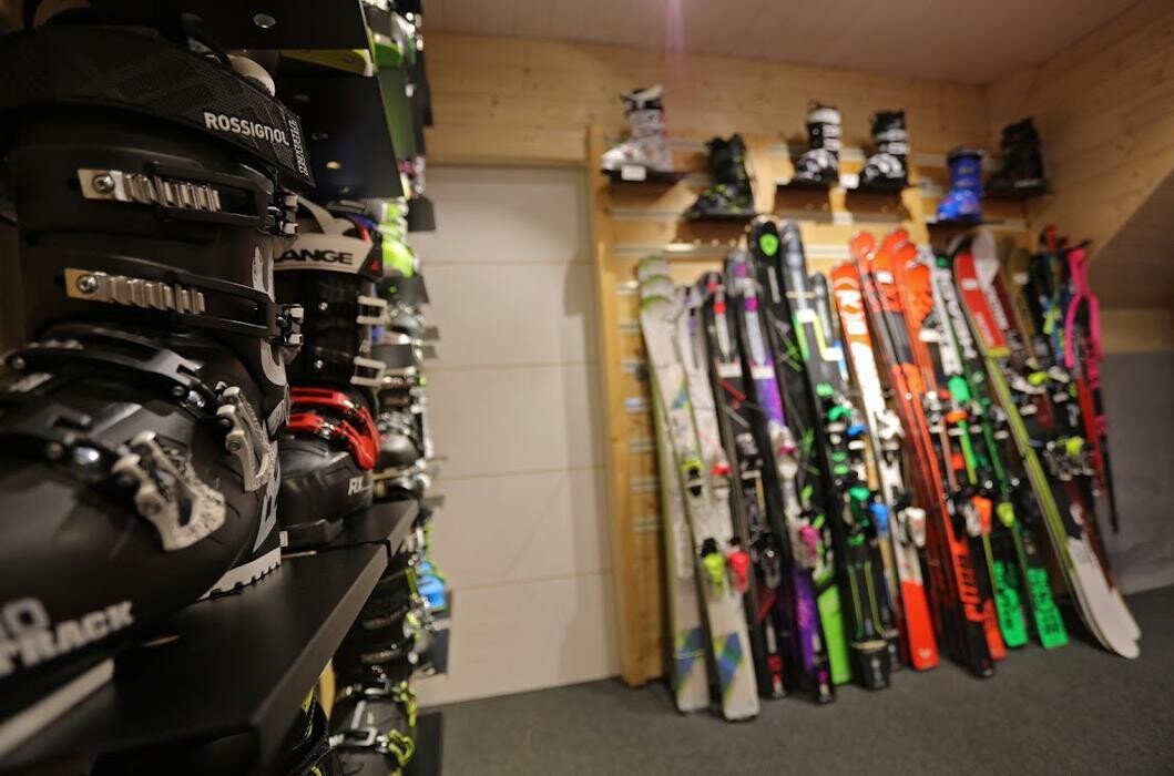 Images Concept - Location ski snowboard