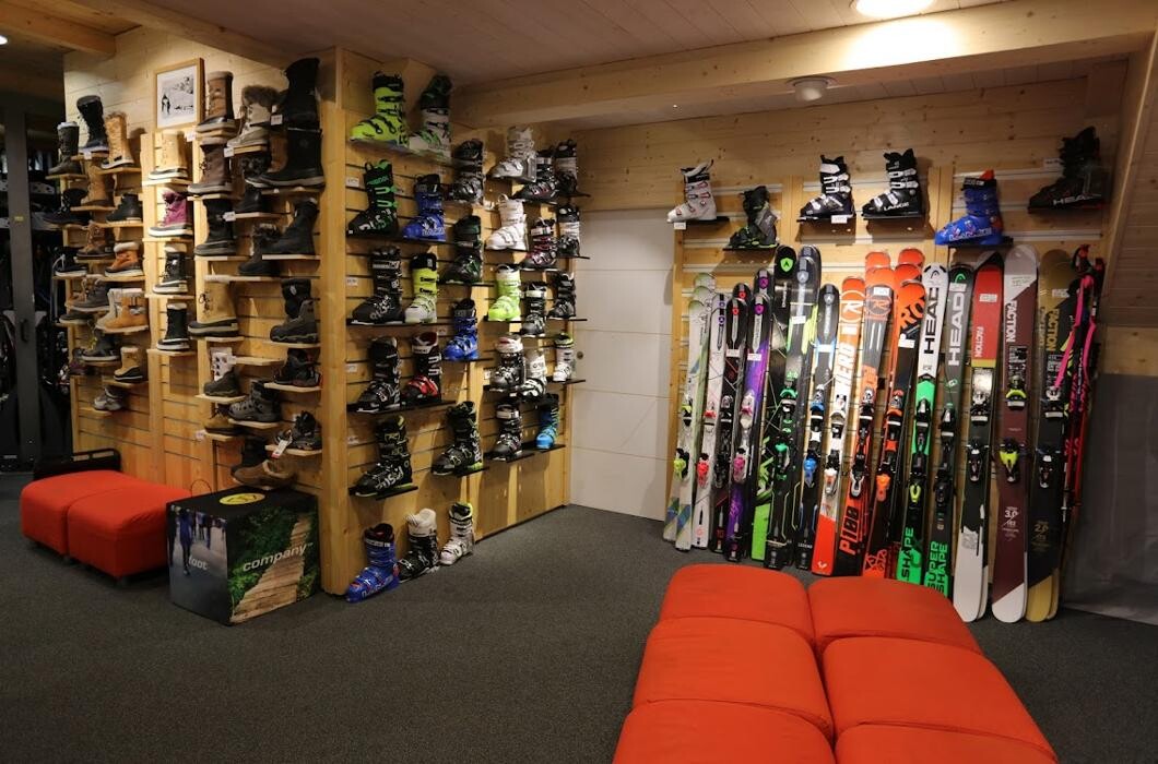 Images Concept - Location ski snowboard