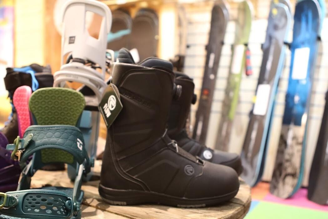 Images Concept - Location ski snowboard