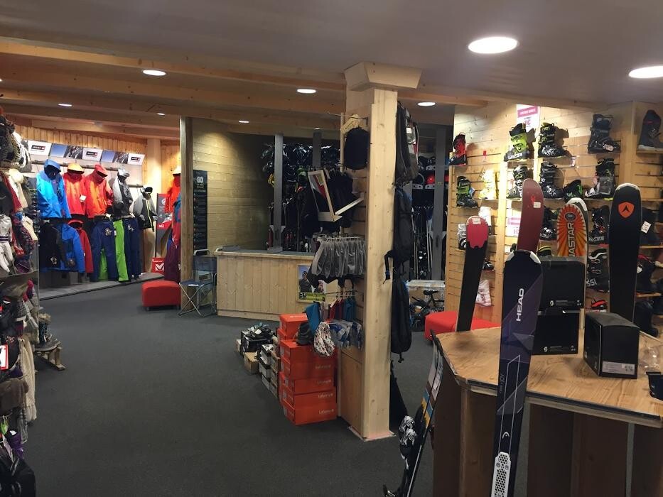 Images Concept - Location ski snowboard