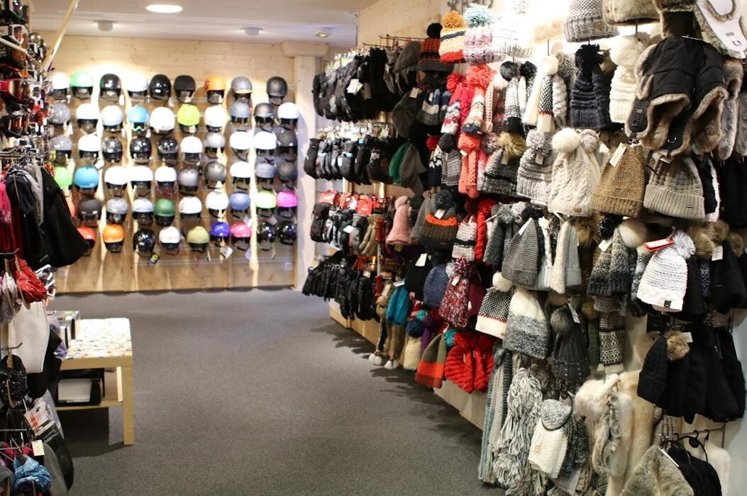 Images Concept - Location ski snowboard