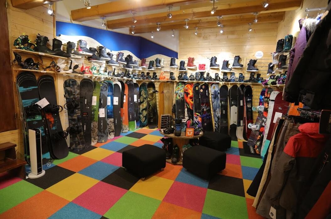 Images Concept - Location ski snowboard