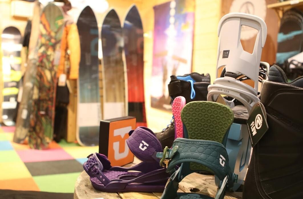 Images Concept - Location ski snowboard