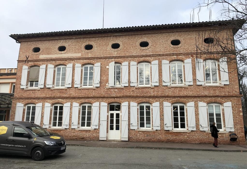 Images Agence Adie