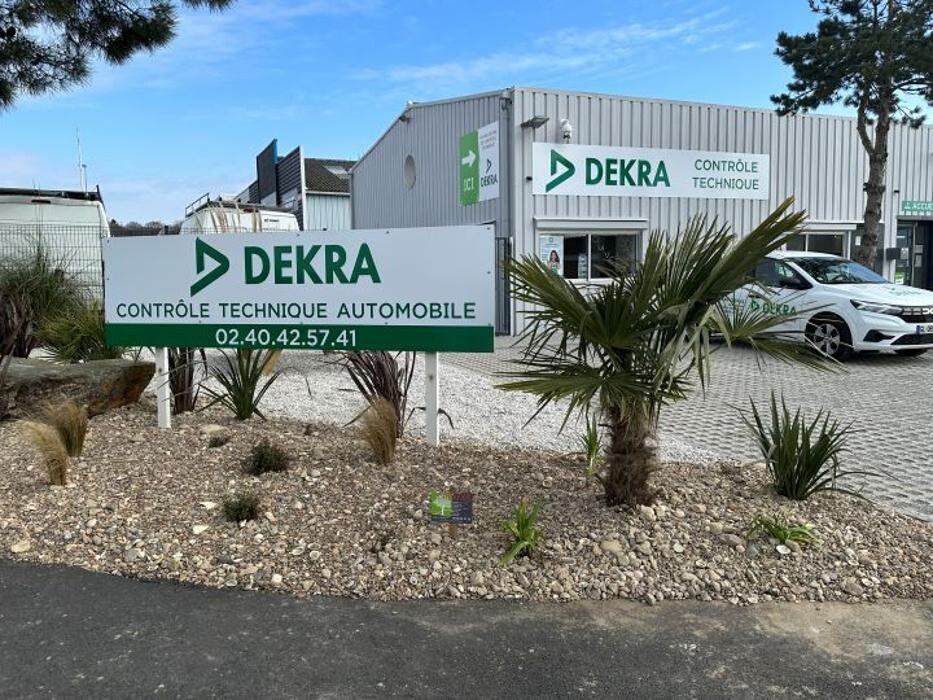 Images Contrôle technique DEKRA La Baule